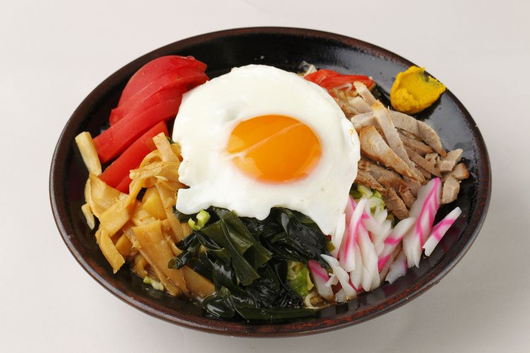 冷し月見中華。