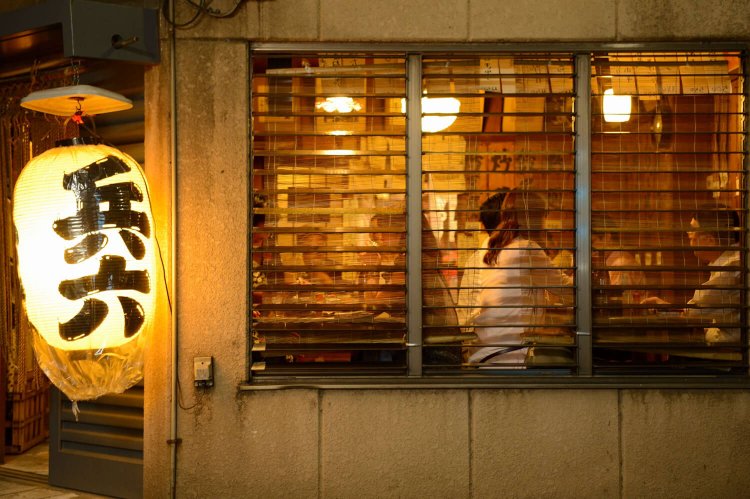 大提灯が目印。