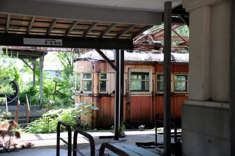 鶴岡駅と湯野浜温泉を結んでいた庄内交通湯野浜線の善宝寺駅跡。