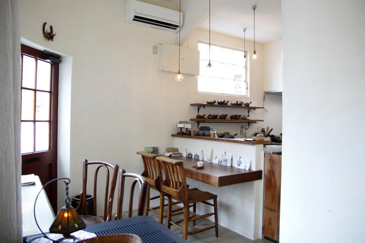 実家の動物病院を改装して開店。