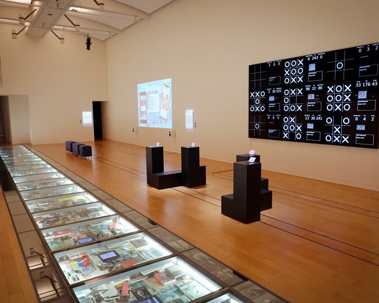 ○×ゲームが題材の作品も。