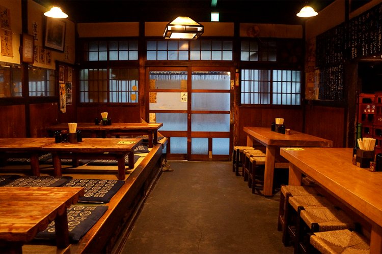 入り口を入ってすぐのメインホール