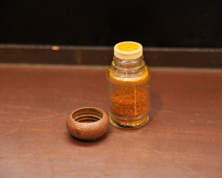 卓上にはコショウはなく、山椒が効いた特製七味のみ。