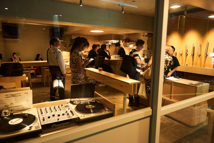 DJが入る夜もある。