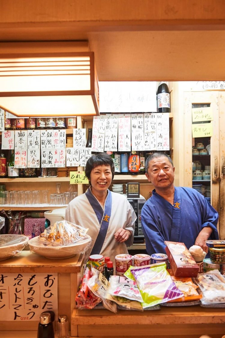 「店はまだ30年」と仲村夫妻。