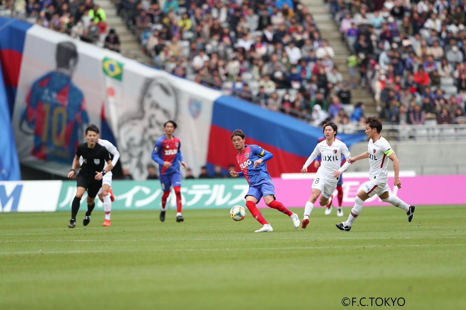 ラグビー 秩父宮ラグビー場で55年ぶりのサッカー 東京オリンピックを歩く 1964 さんたつ By 散歩の達人