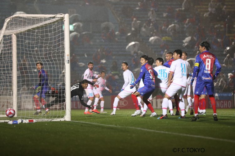 東京オリンピック以来55年ぶりに開催 されたルヴァンカップのFC東京対サガン鳥栖戦。注目の久保建英が、日本人で最初にゴールを決めた。©F.C. TOKYO