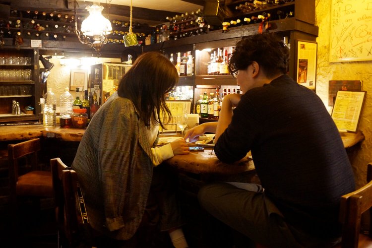 お客さんにもまた若い人が多い