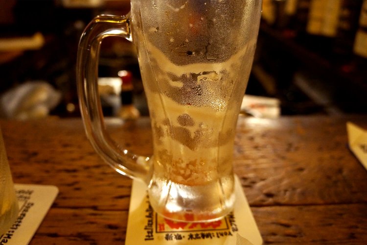 ジョッキに残る泡のリングは、うまいビールの証拠