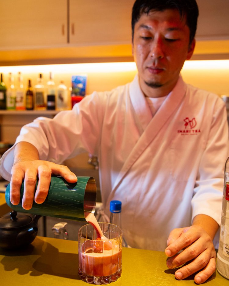 五穀豊穣の神様、お稲荷さんが店名の由来。