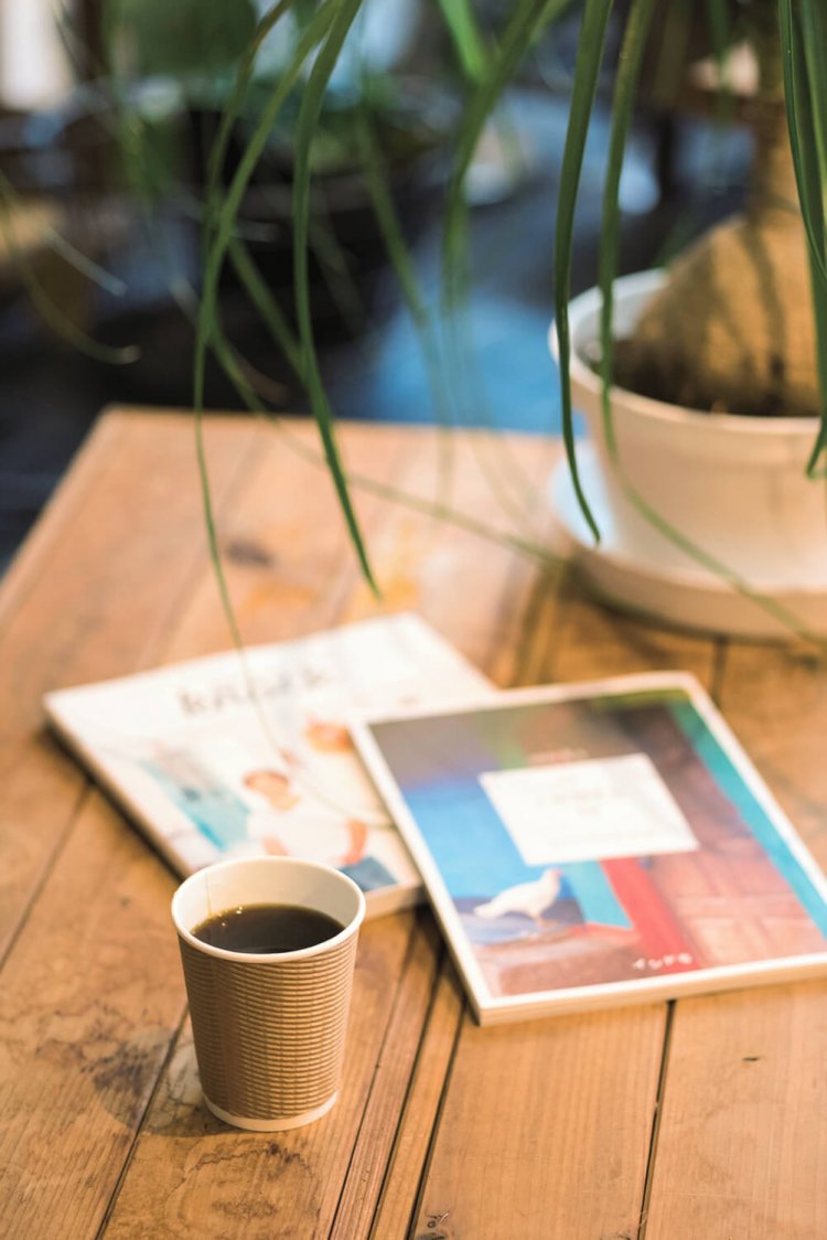 コーヒー400 円～。フルーティーな香りに驚く。