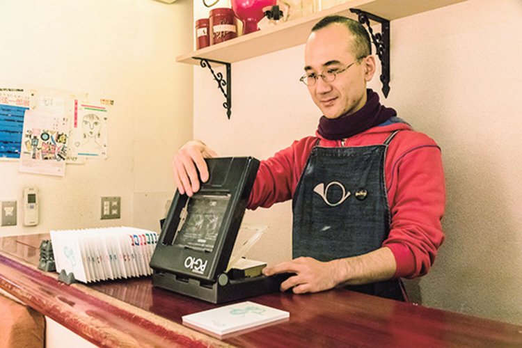 カードは全て手刷り。