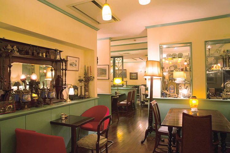 銀座の落ち着くカフェ＆喫茶店10軒。一筋縄ではいかない名店ぞろいです！