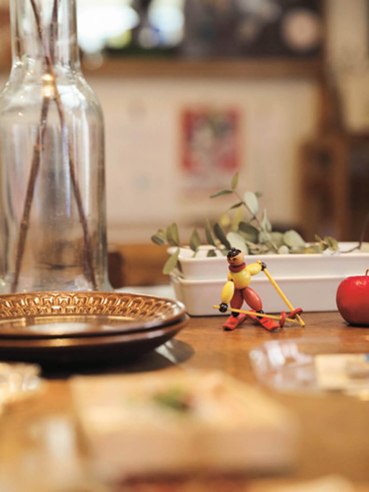 古本、古道具、雑貨も販売。