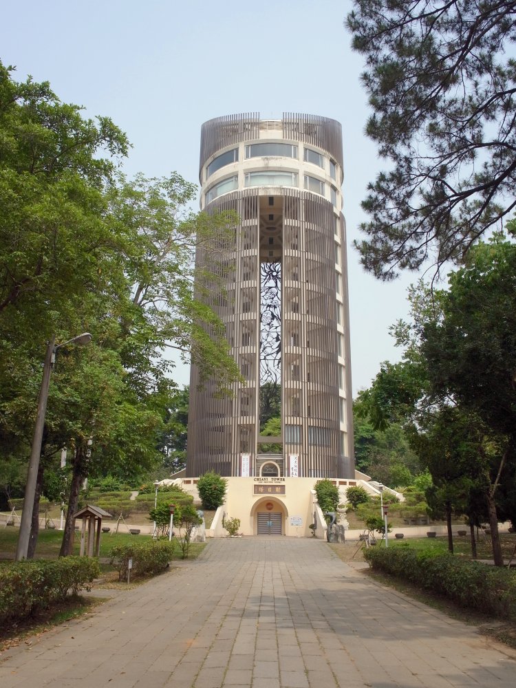 射日塔を登ると、嘉義市内が一望できる