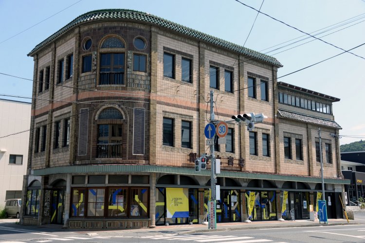 石巻初の百貨店だった「旧観慶丸商店」。今は文化発信拠点に活用。