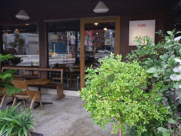 暗室微光（アンシーウェイグァン）