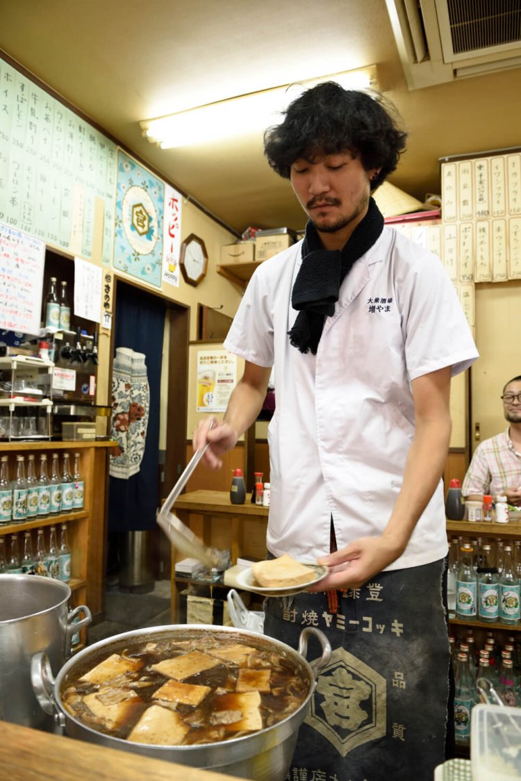 代表と写真の萬田優生さんは『一平』で修業。