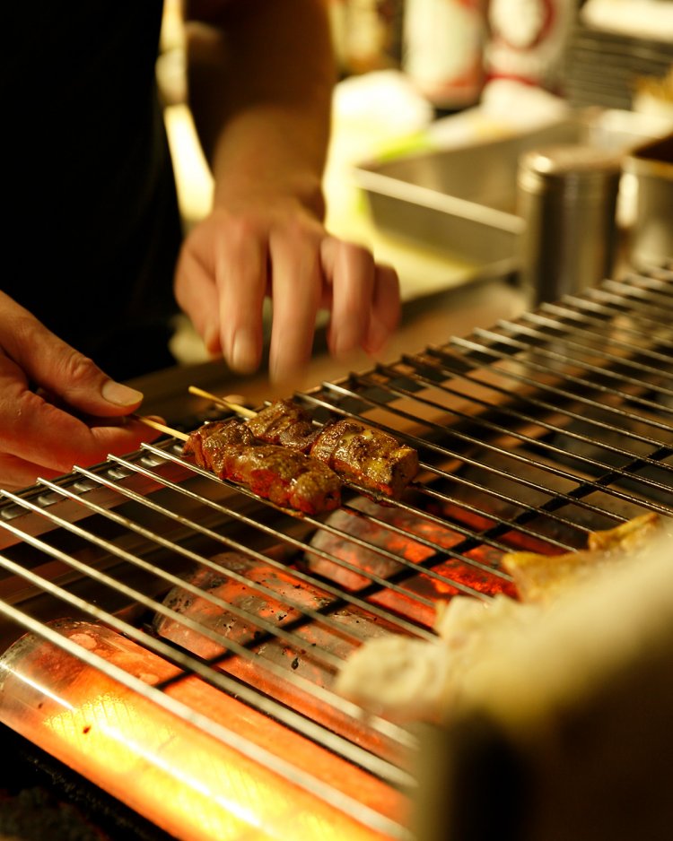 もつ焼きの部位は全て豚肉。どれも大ぶり。
