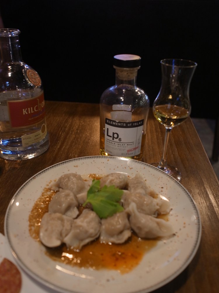 フードメニューも充実している。