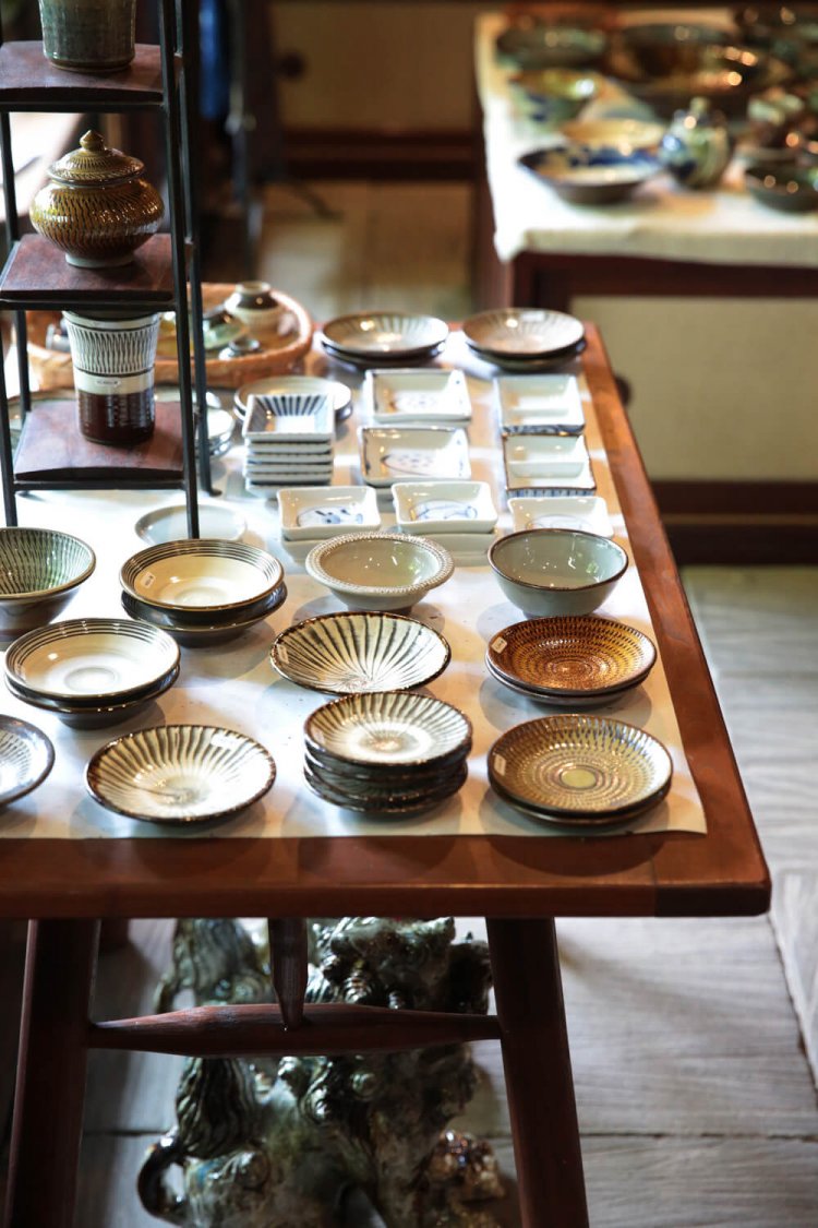ひとつひとつの器の表情を見比べるのも楽しい。