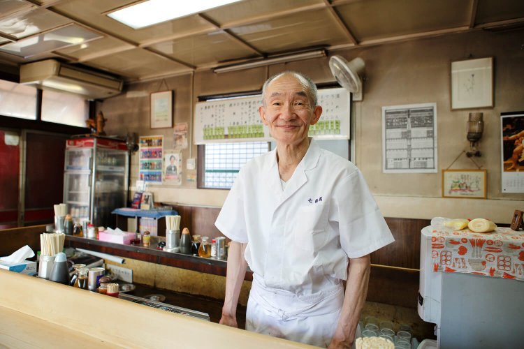 店主の矢野根惇(あつし）さん。