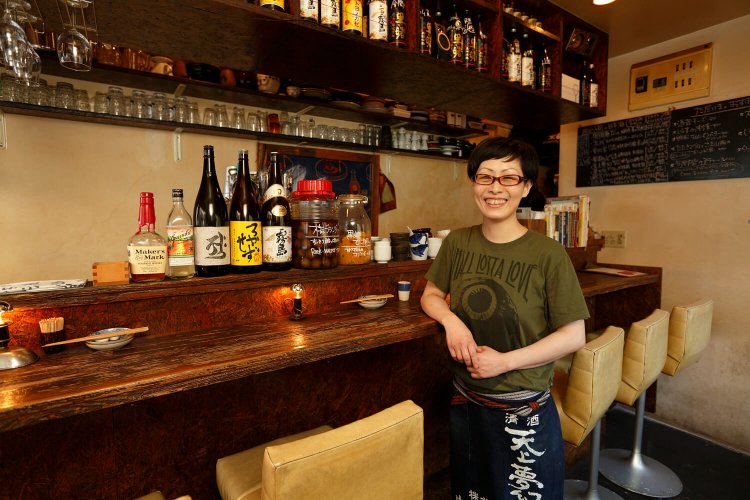 店主の野口葉月さん。