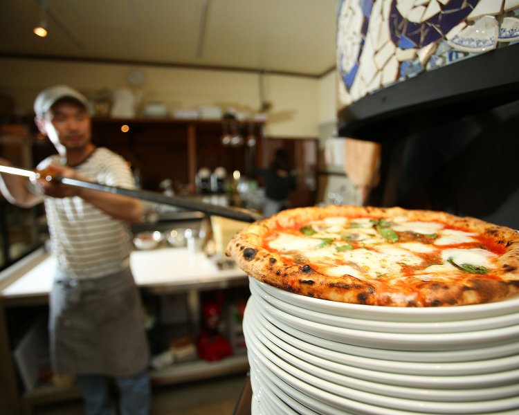 正真正銘のナポリピッツァ。