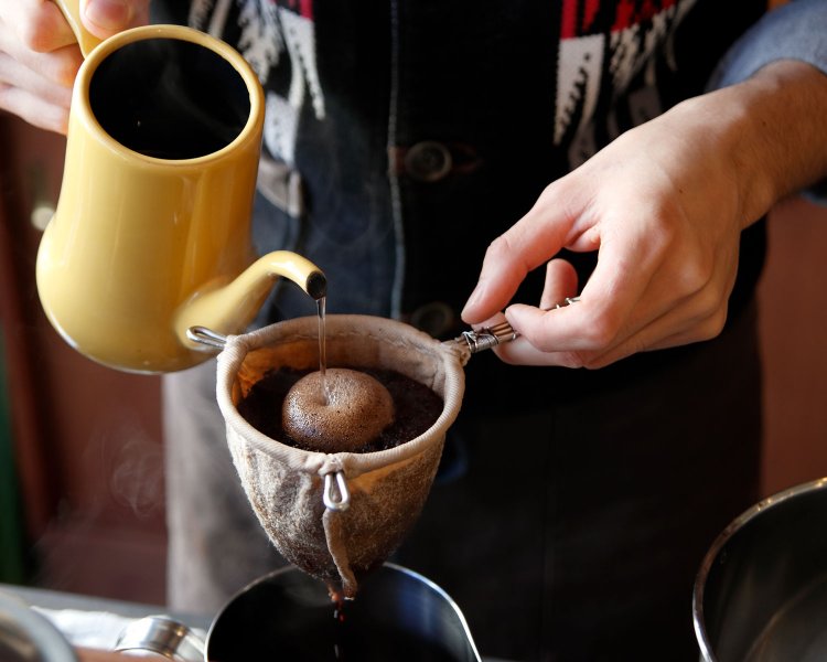 オールドビーンズのコーヒーはチョコのようなほのかな甘みと味の濃縮感。