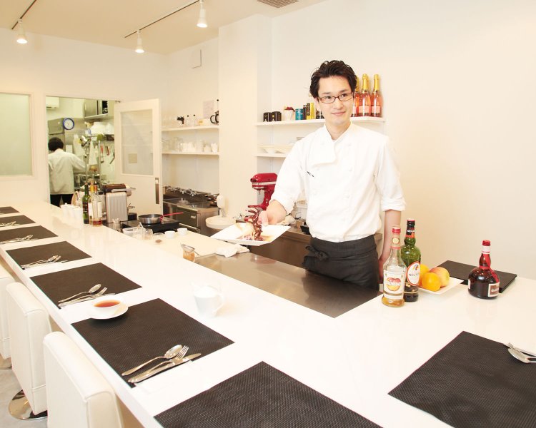 店主の吉岡さん。