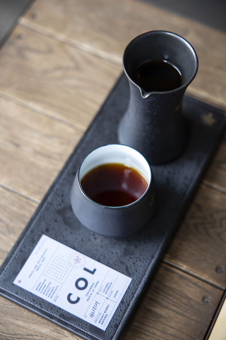 COLOMBIA HUILA LA LOMA1200円。数回に分けて飲めるので温度による味の変化も楽しめる。