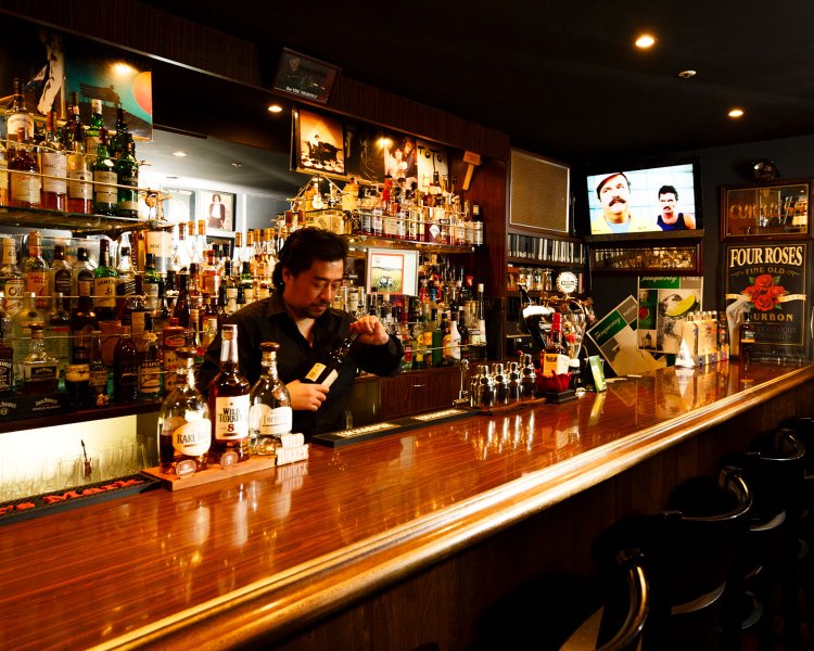 Shot Bar THE NIGHTFLY