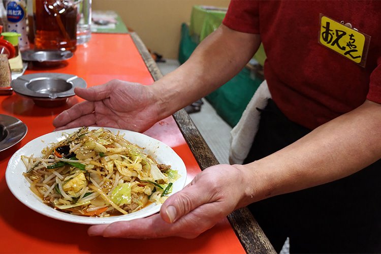胸には「お兄ちゃん」のプレートが