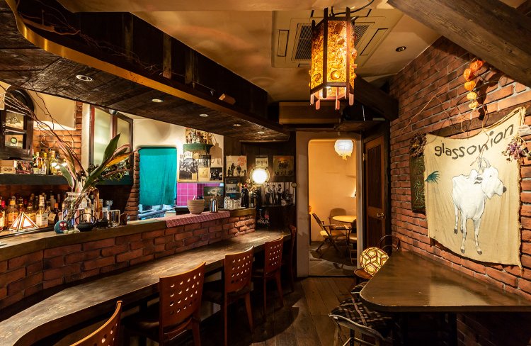 ビートルズが絶えず流れるオムライスの名店、三軒茶屋『glass onion』