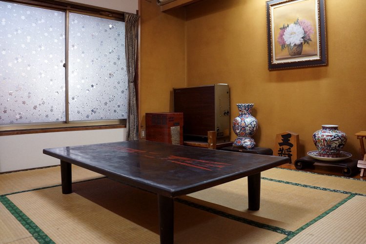 思いっきりリラックスできそうな個室がふたつ