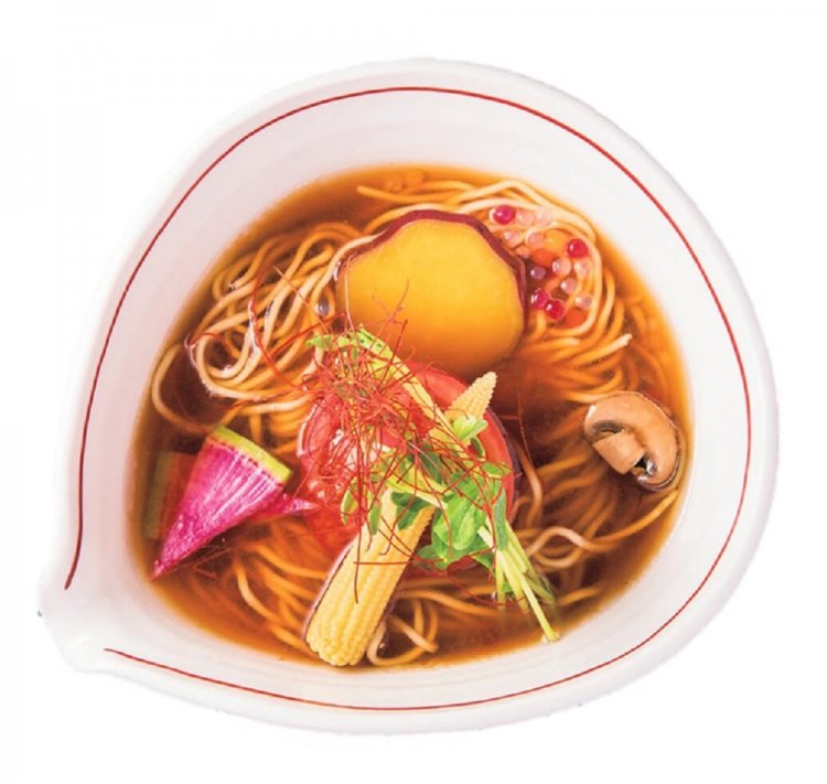 ヴィーガンラーメン 1200円。動物性の食材を一切使わない。夜メニューでは、ドリンク・ソイミートの唐揚げ・ヴィーガンカレー付きで3190円。