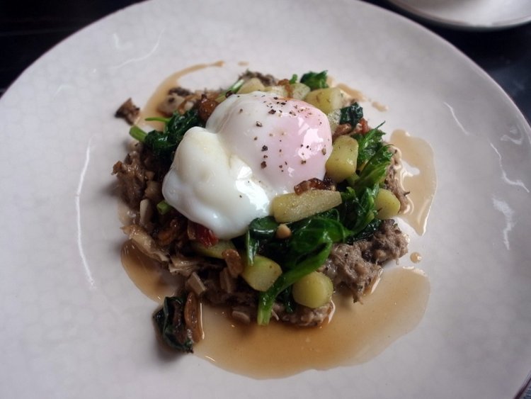 ゴージャスな一品料理。