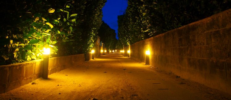 渡名喜島　フットライト