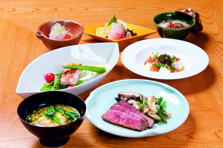 野菜中心の仕立てや量の加減なども相談可。予約時に席とあわせて希望を伝えて。