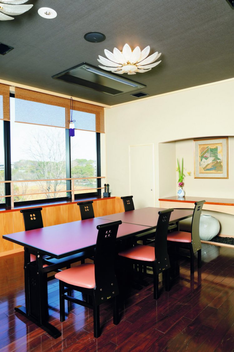 フラットでベビーカーでももちろん安心の店内。