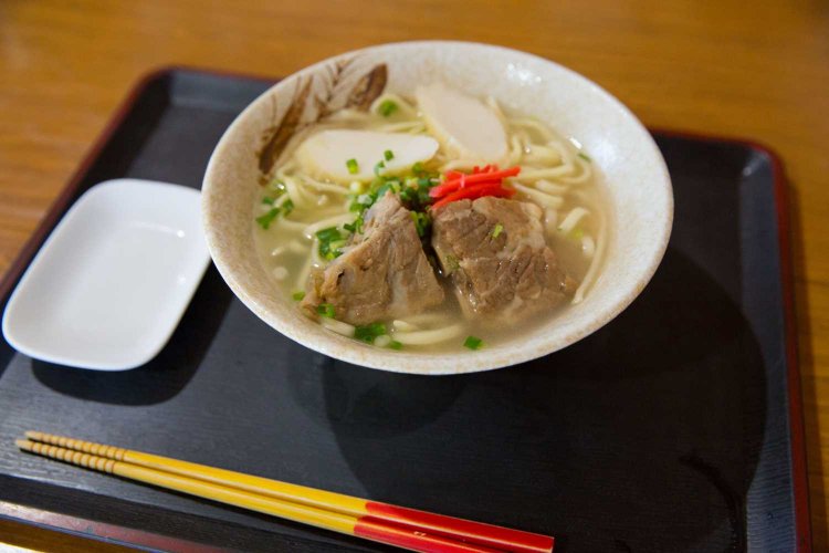 『ふくぎ食堂』の沖縄そば