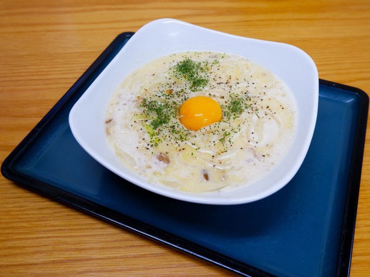 かすボナーラ 770円