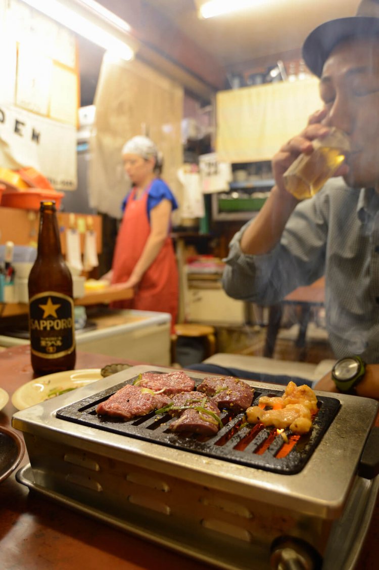 1階の雰囲気も渋い。