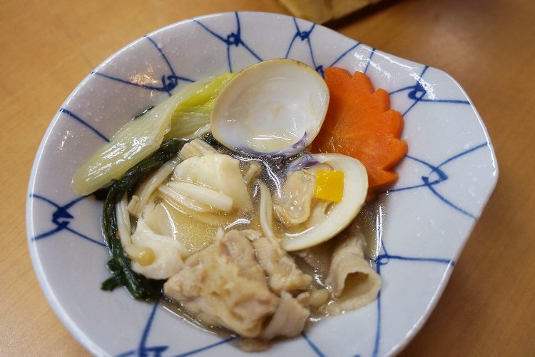 掘れば掘るほどザクザクと出てくる具材