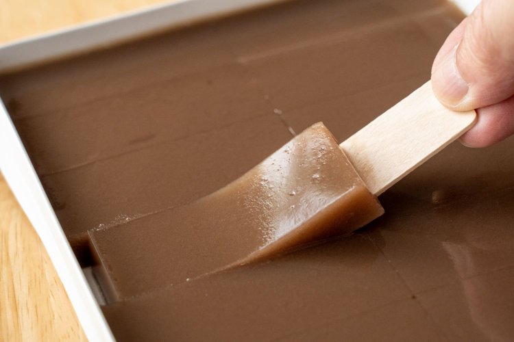 冬の名物・水羊かんは3月20日頃まで販売。大864円。