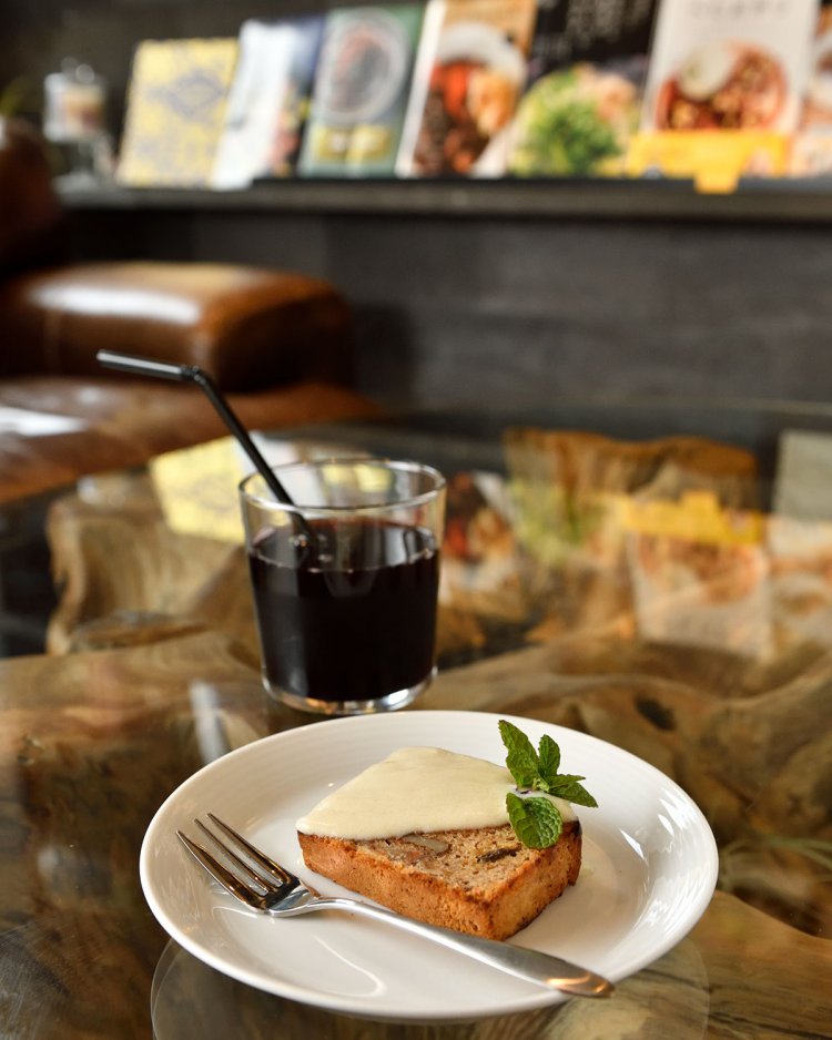 この日のデザートはキャロットケーキ300円。