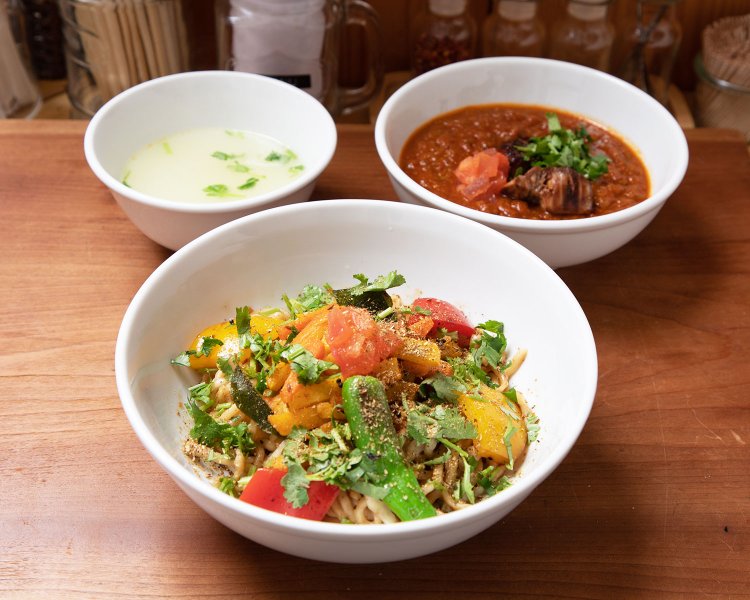 マグロマサラカリー1020円。