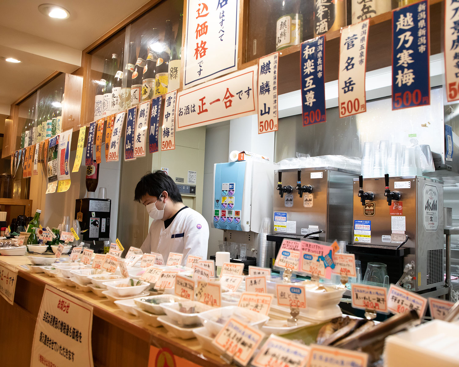 新潟の地酒と北海道の魚が安い せんべろの店 味の笛 御徒町本店 でサクッと飲む さんたつ By 散歩の達人