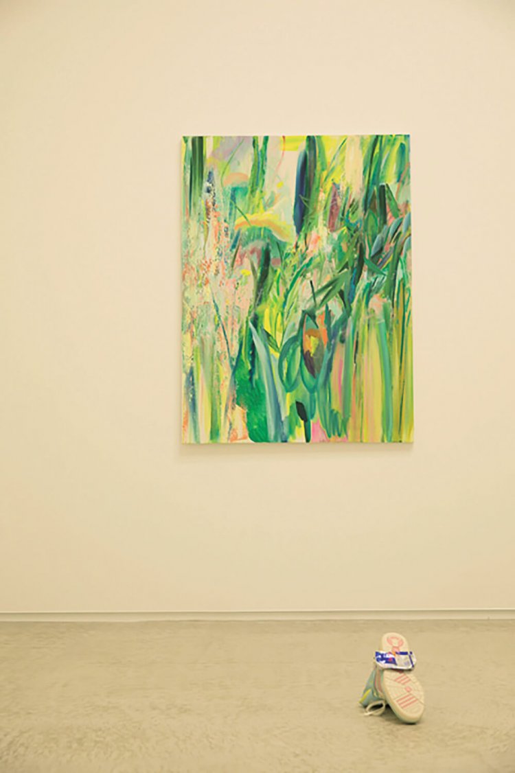 展覧会期間外も営業。加賀美健氏や持塚三樹氏の作品に遭遇。