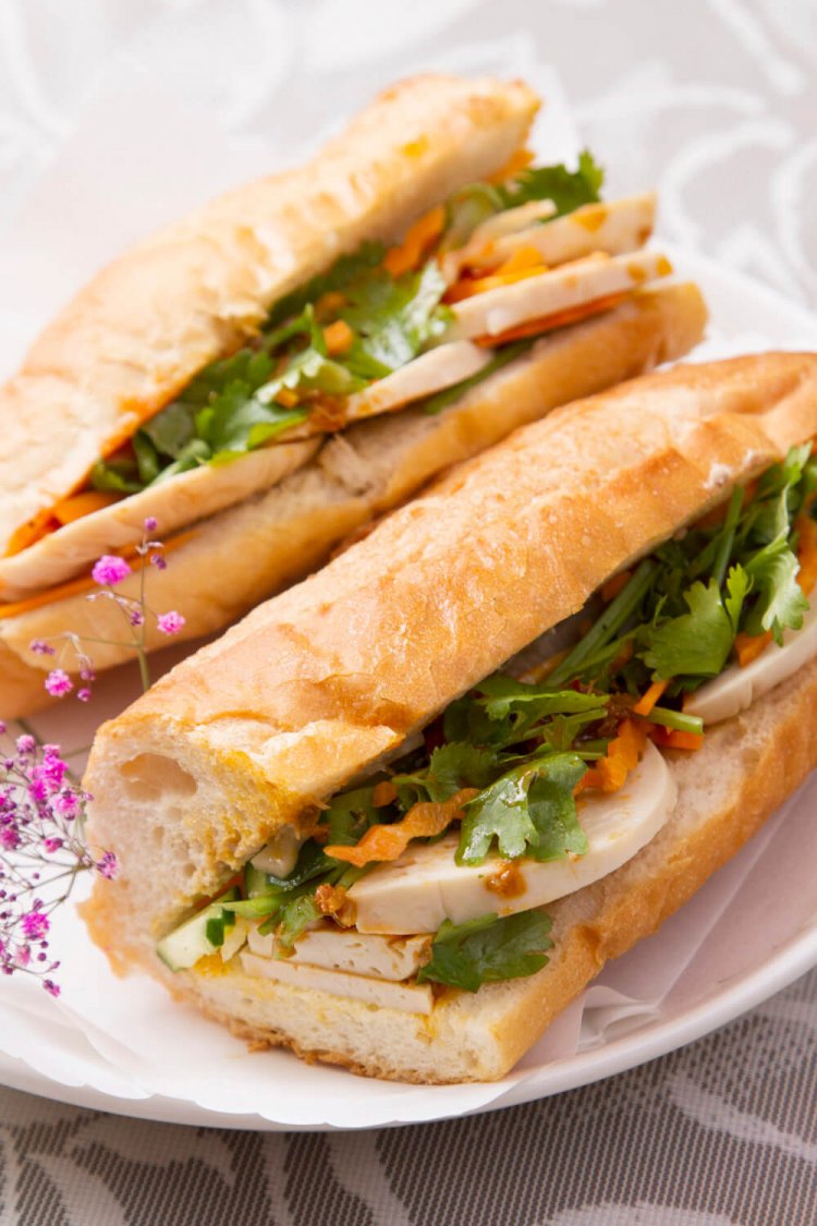 バインミー650円。